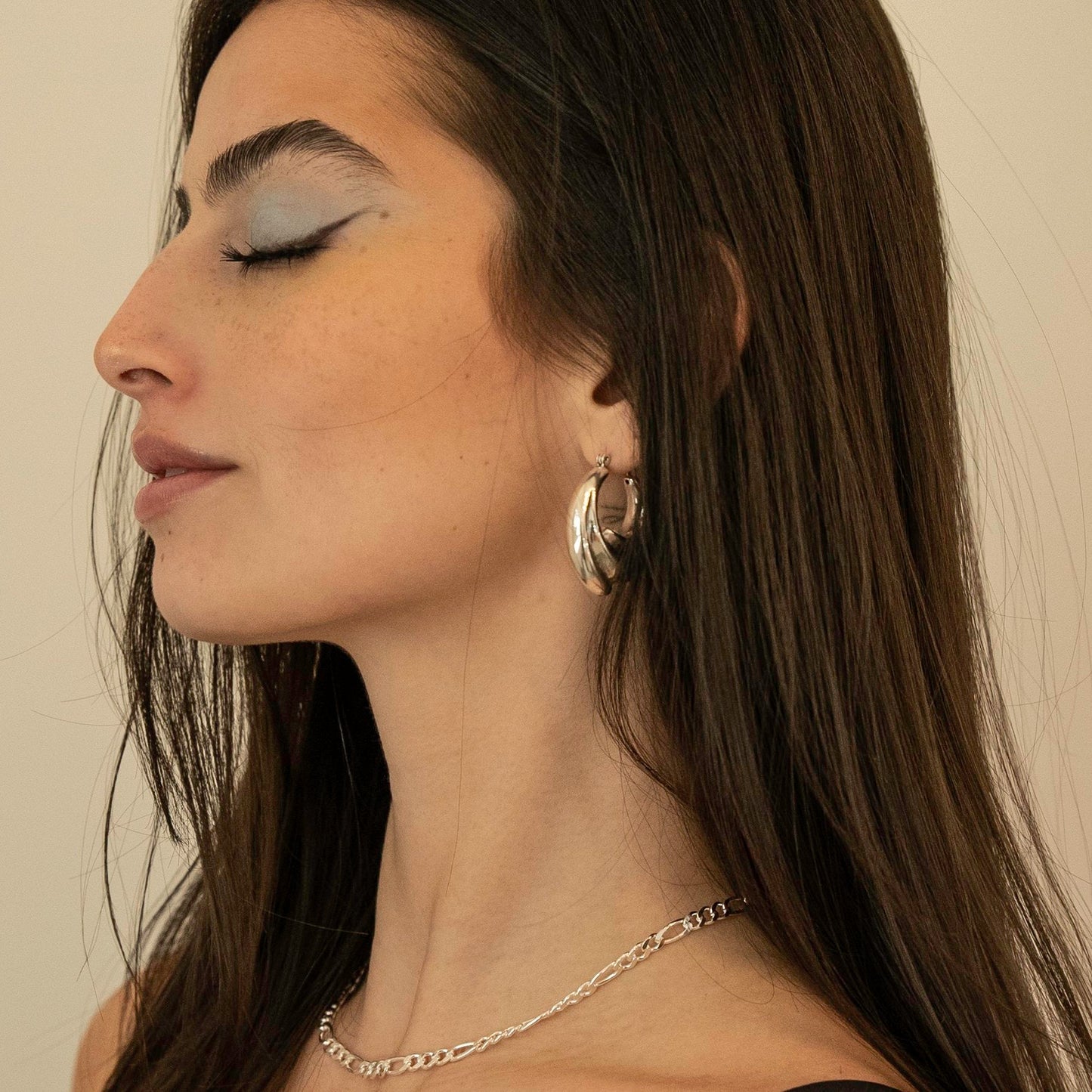 Aura Hoops