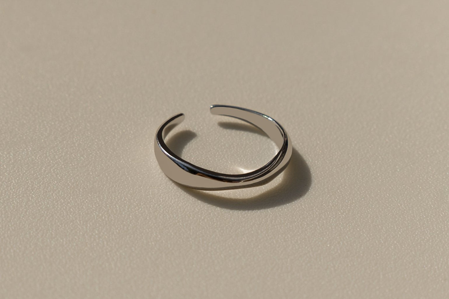 Classic Adjustable Ring