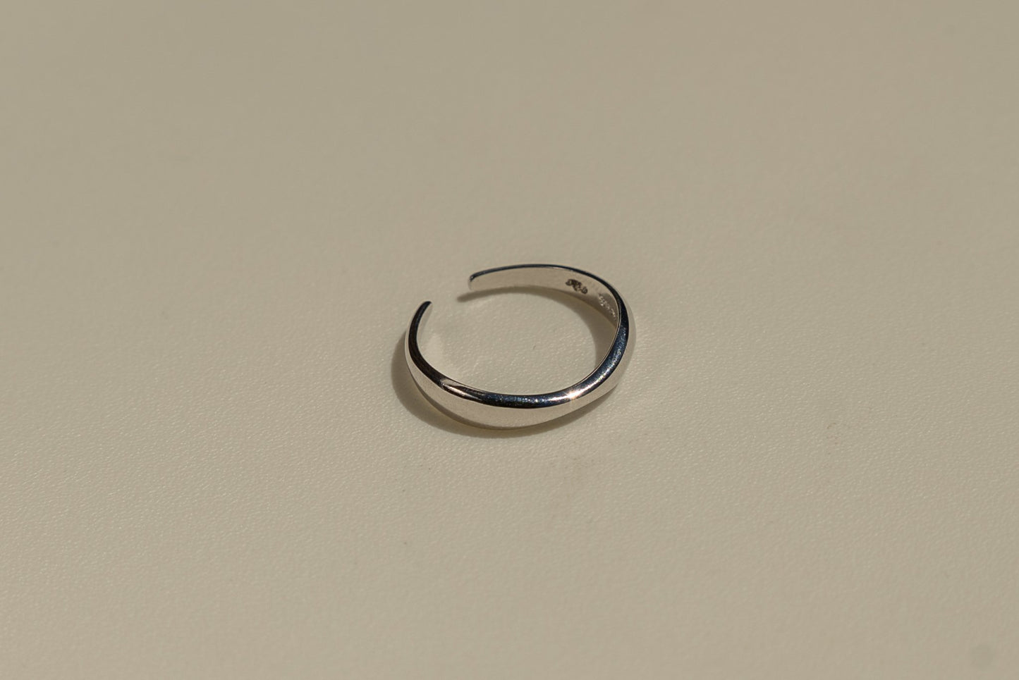 Classic Adjustable Ring