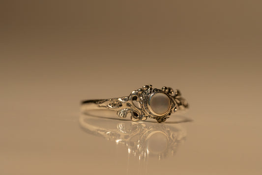 Soléne Pearl Ring