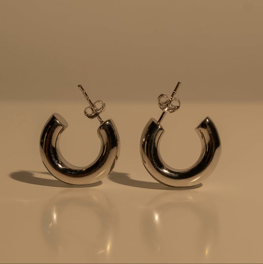 Lili Hoops