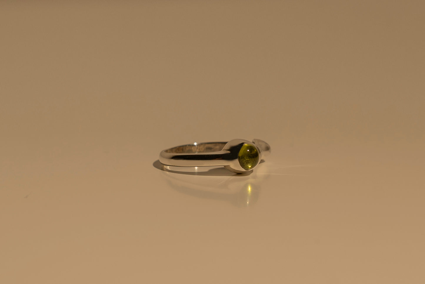 Fluid Stone Ring