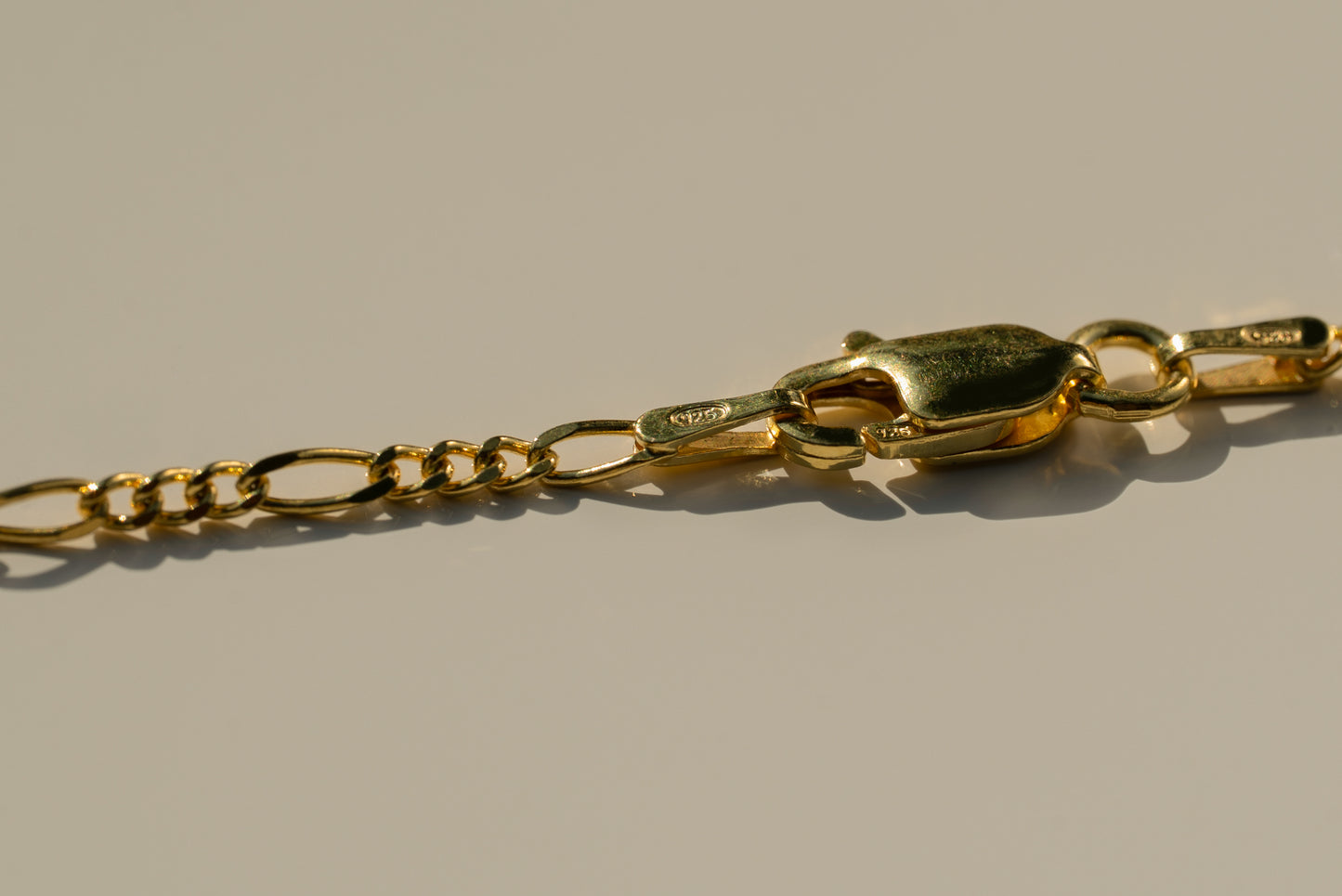 Dainty Figaro Chain