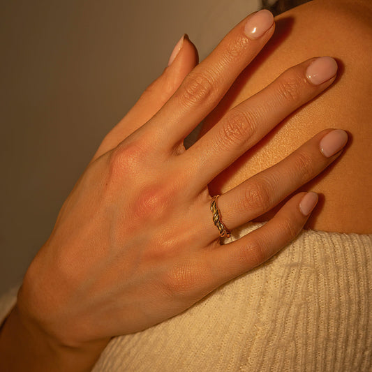 Vine Adjustable Ring