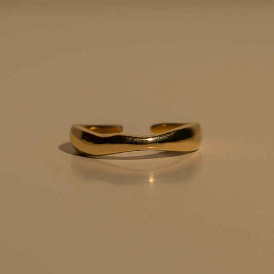Classic Adjustable Ring