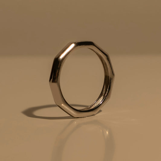 Angular Ring