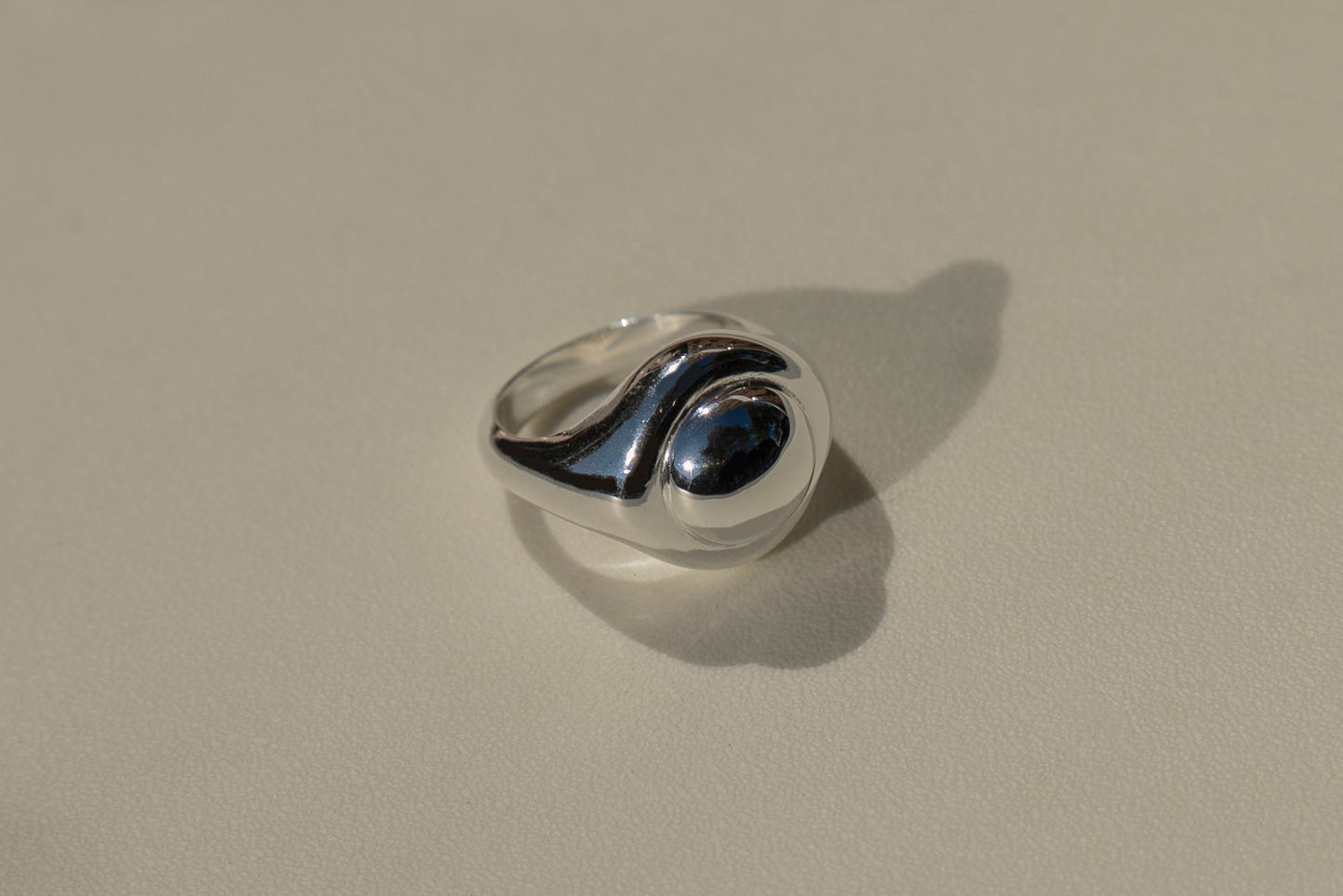 Iris Ring