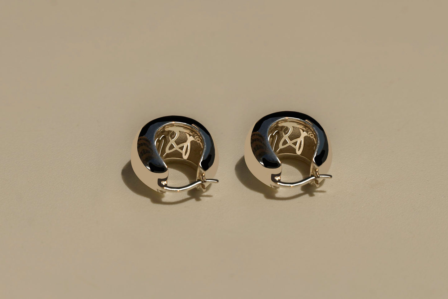 Kaya Hoops