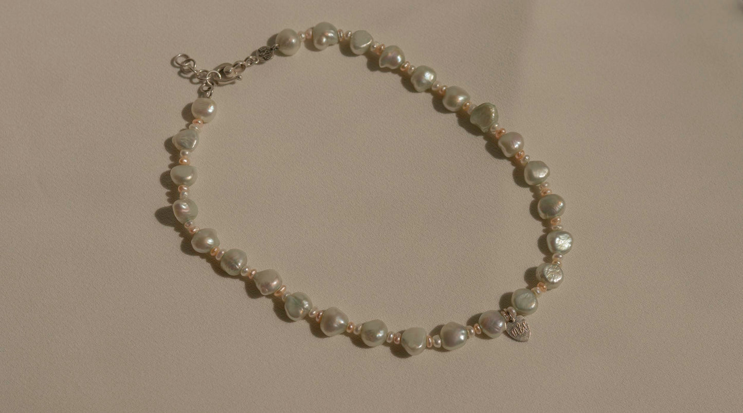 Minty Pearl Necklace