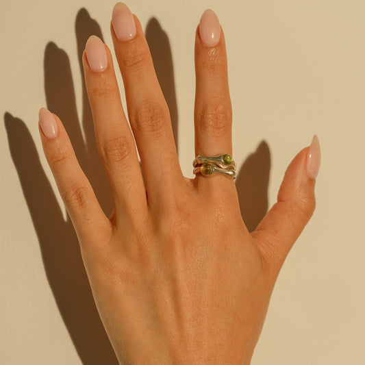 Fluid Stone Ring