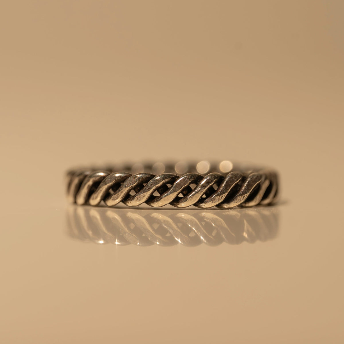 Ava Ring