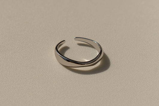 Classic Adjustable Ring