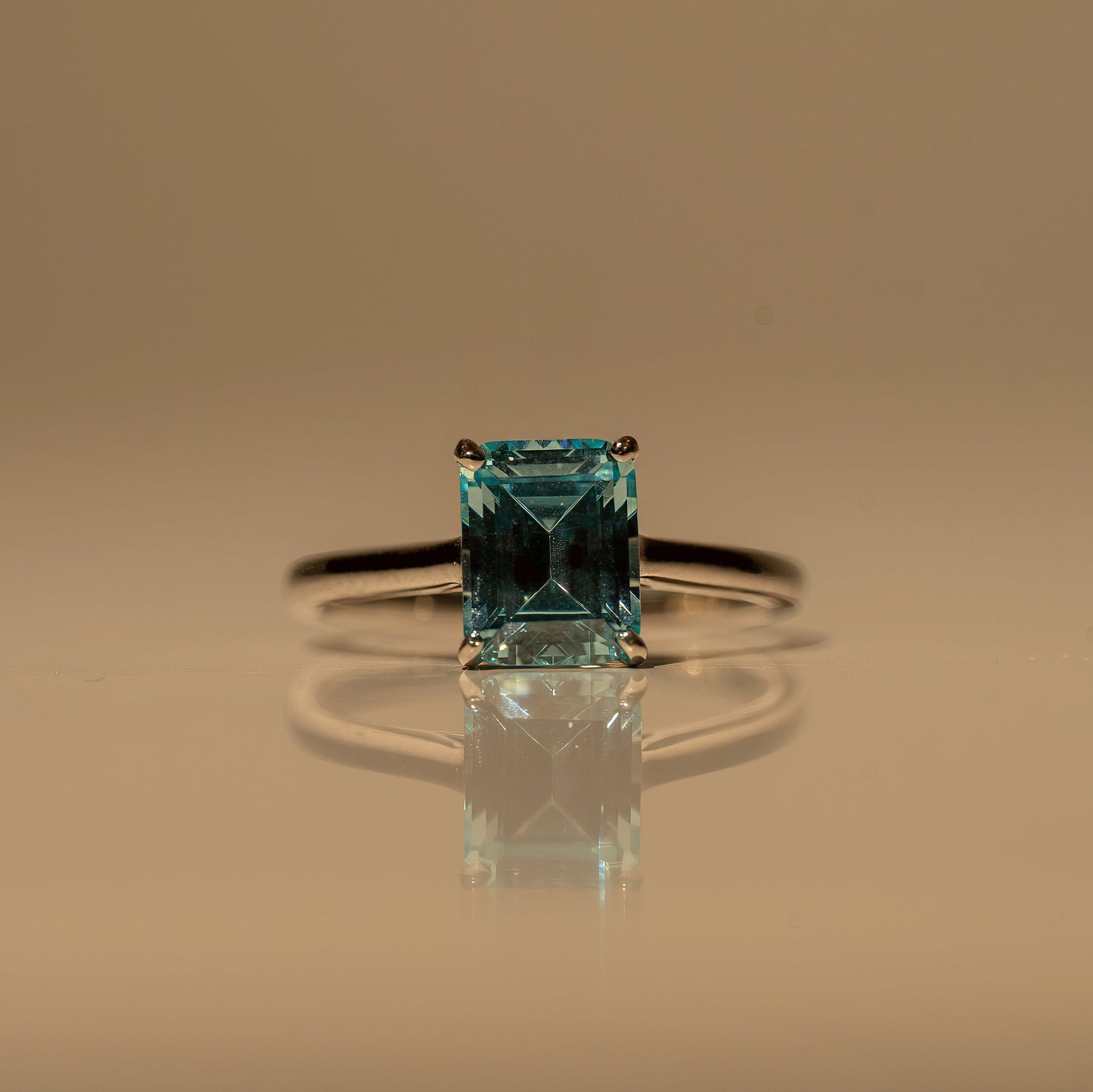 Lune Centerstone Ring