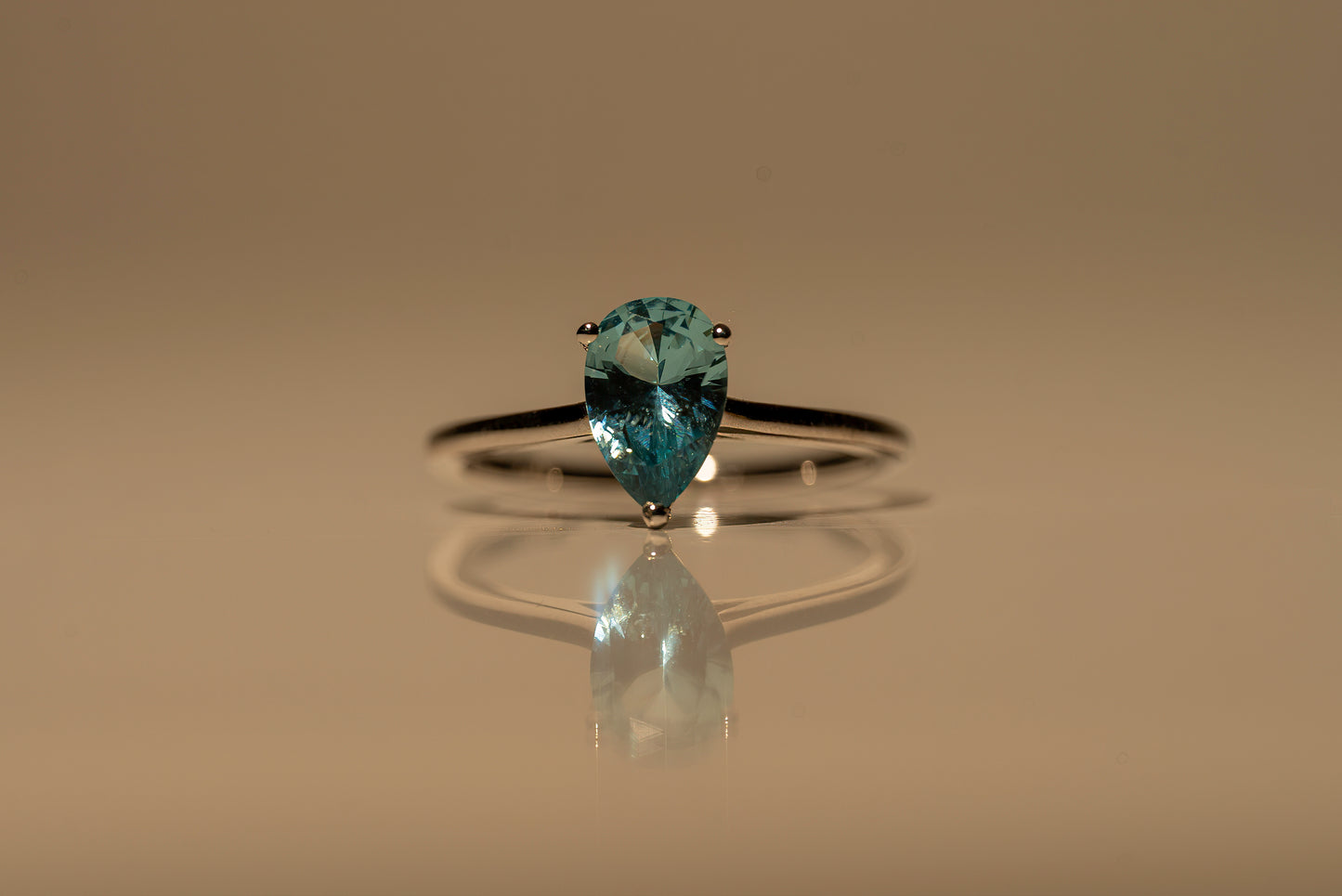 Drop Centerstone Ring