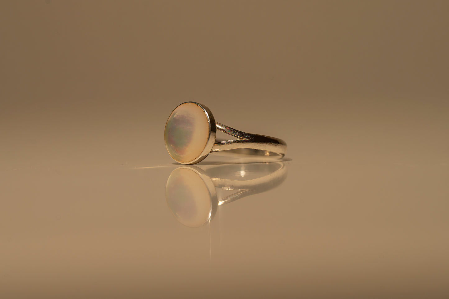 Léonie Pearl Ring