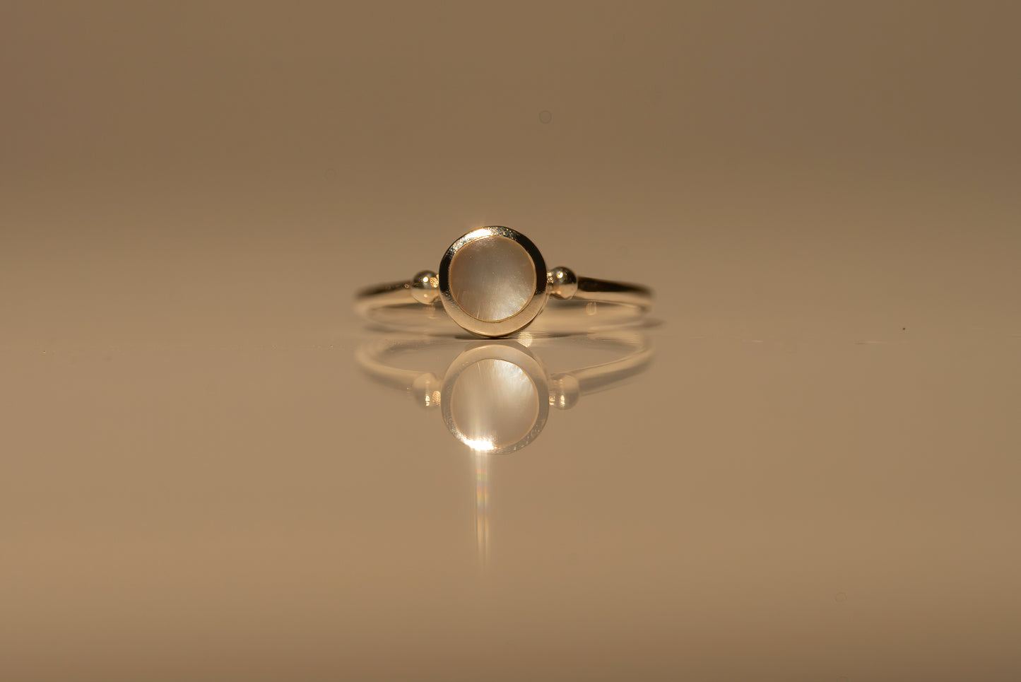 Geneviéve Pearl Ring