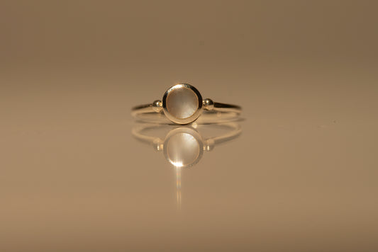 Geneviéve Pearl Ring