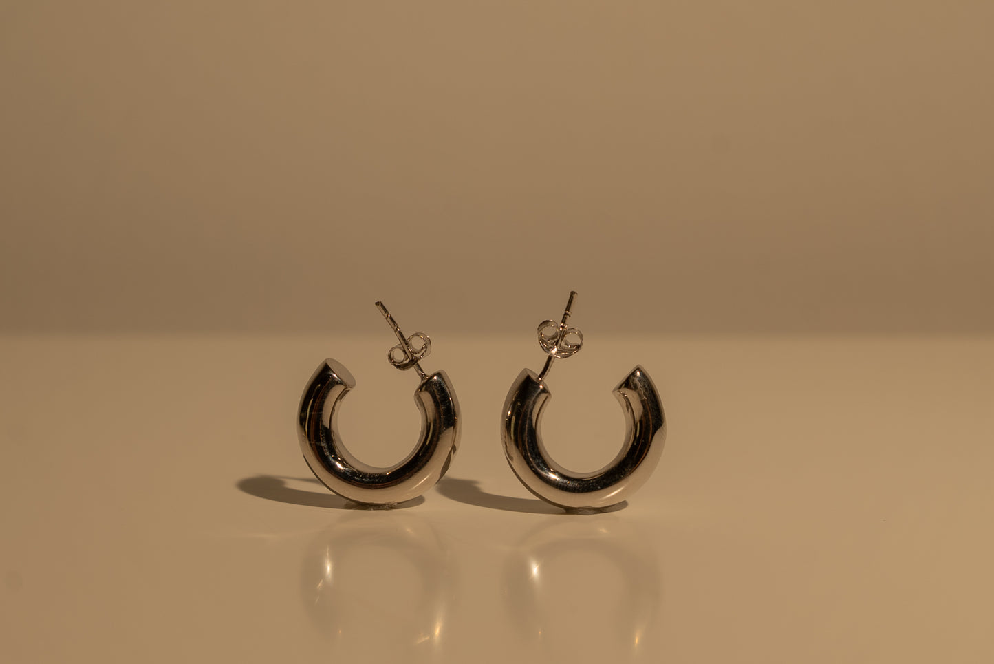Lili Hoops
