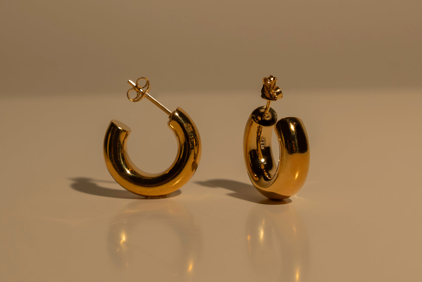 Lili Hoops