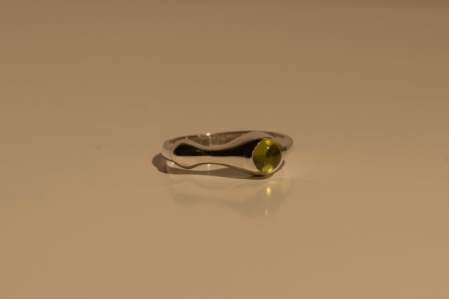 Fluid Stone Ring