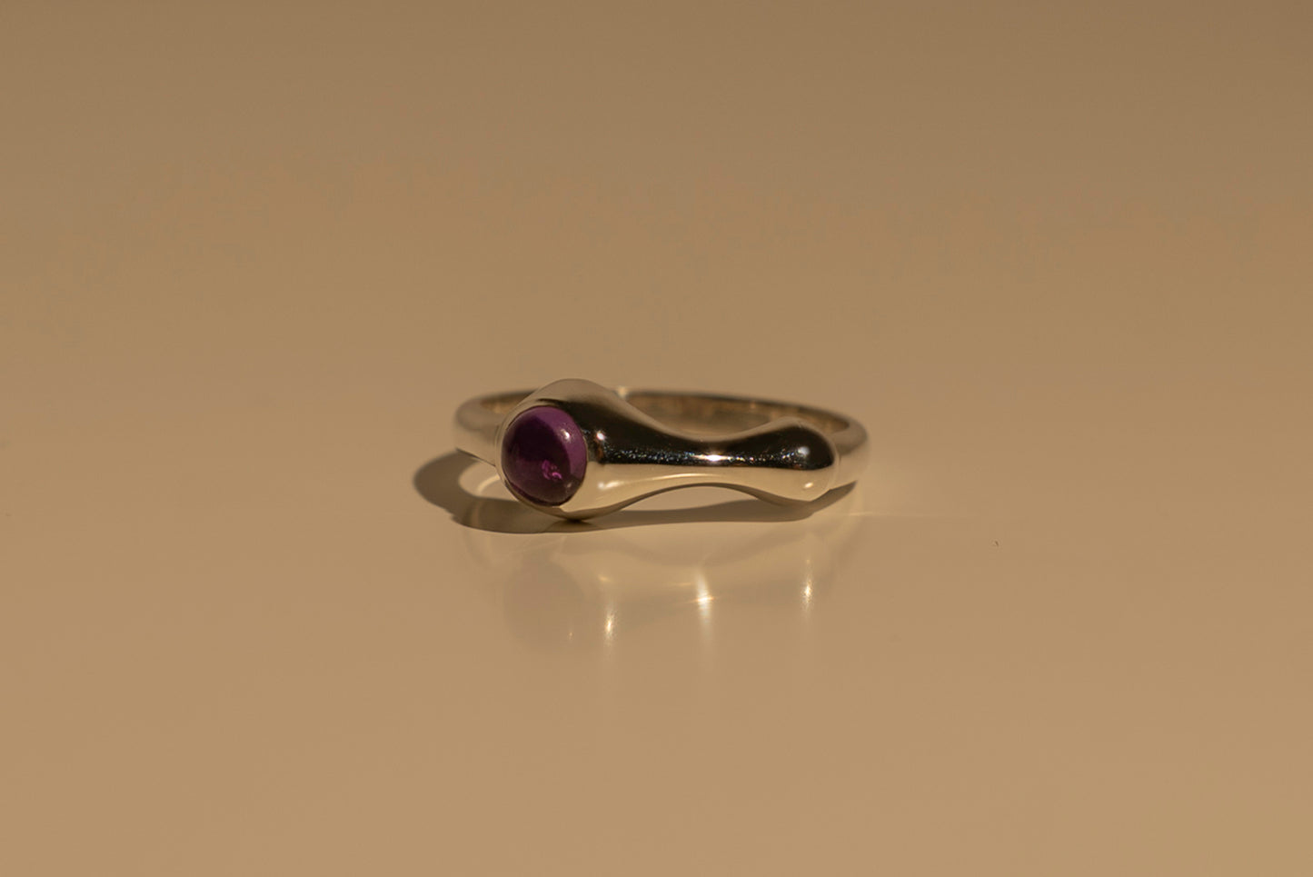 Fluid Stone Ring