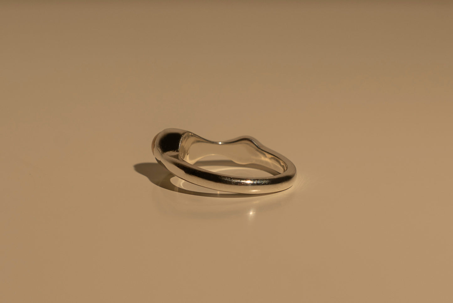 Fluid Pearl Ring