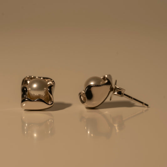 Venus Earrings