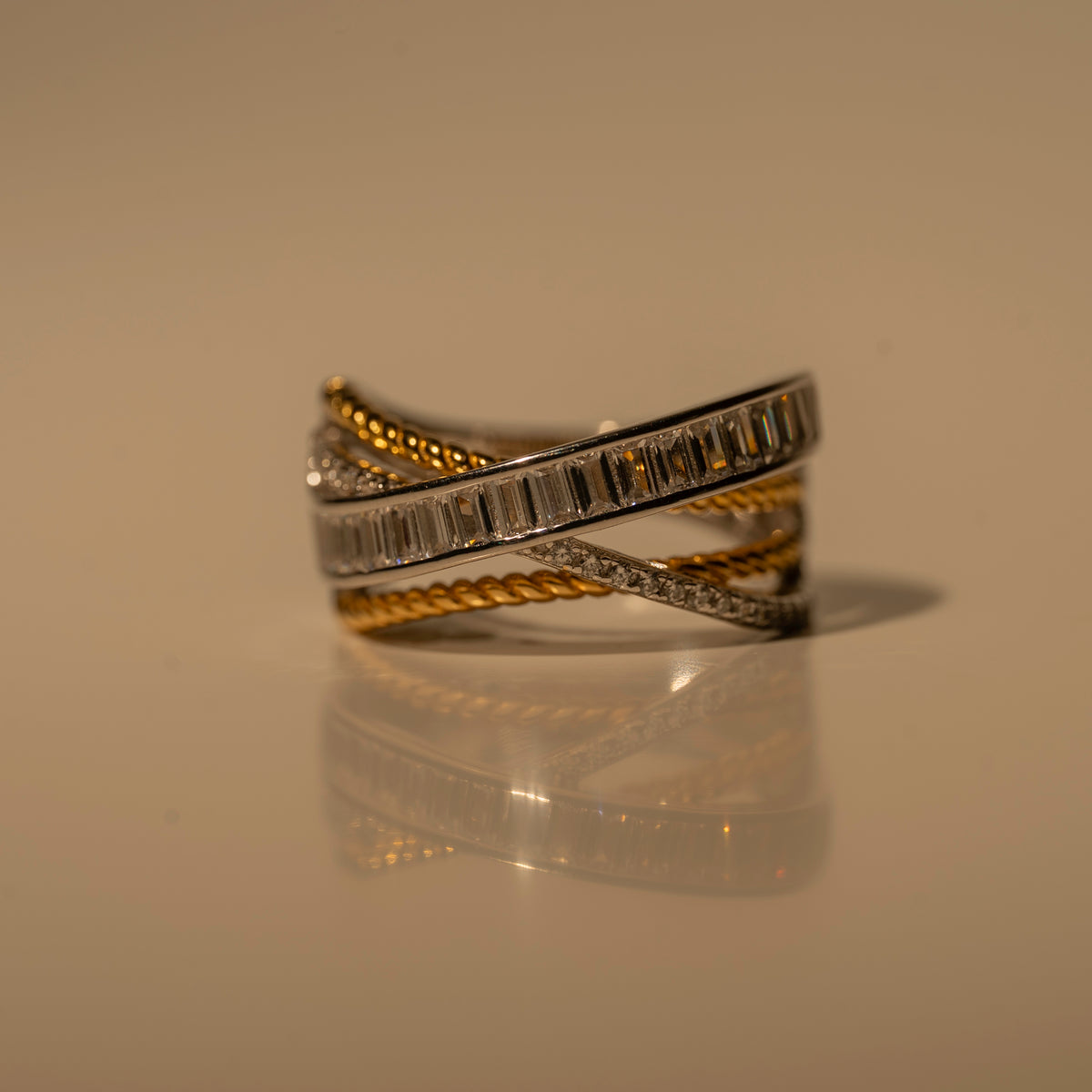 Madonna Ring