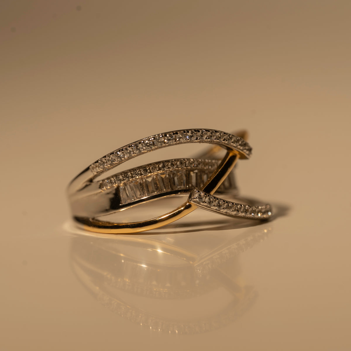 Madonna Ring