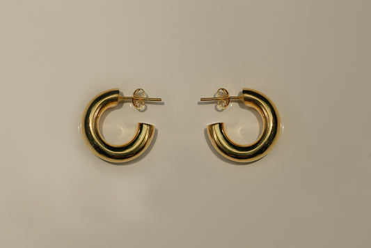 Lili Hoops