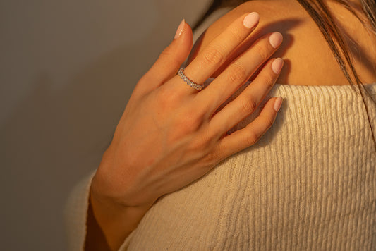 Lilas Eternity Ring