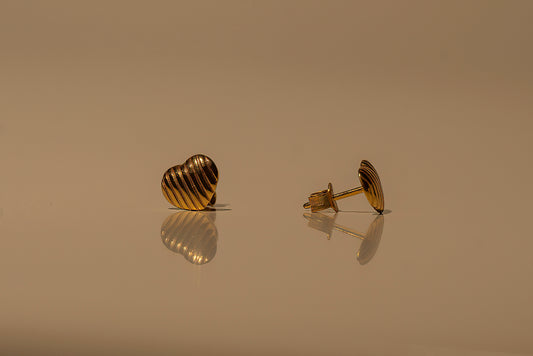 Ribbed Heart Studs
