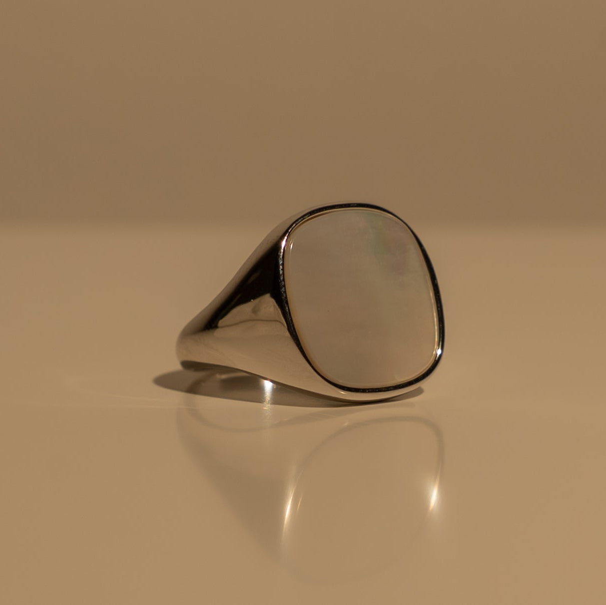 Kare Pearl Ring