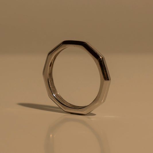 Angular Ring