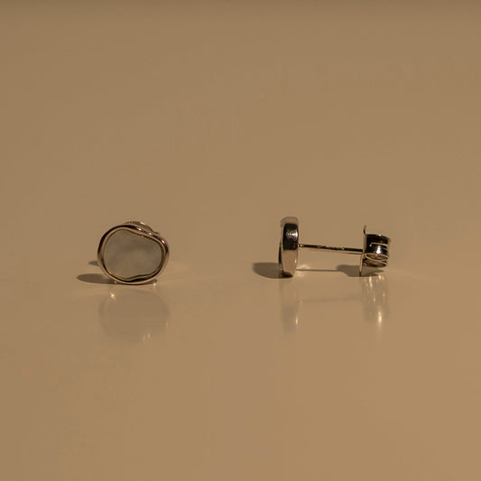 Circle Pearl Studs