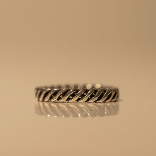 Ava Ring