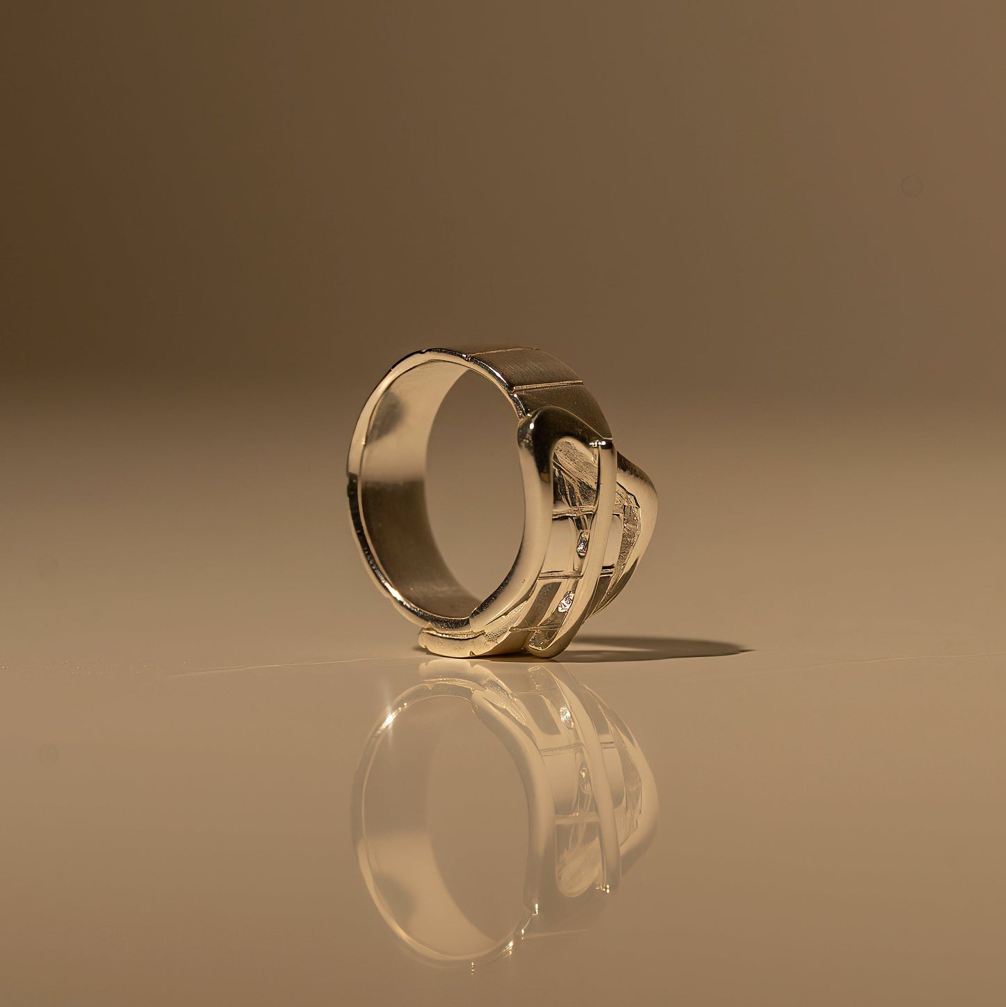 Buckle Ring